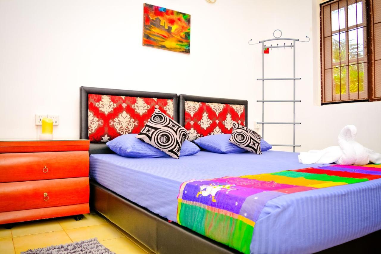 Yoyo Airport Hostel Negombo Buitenkant foto