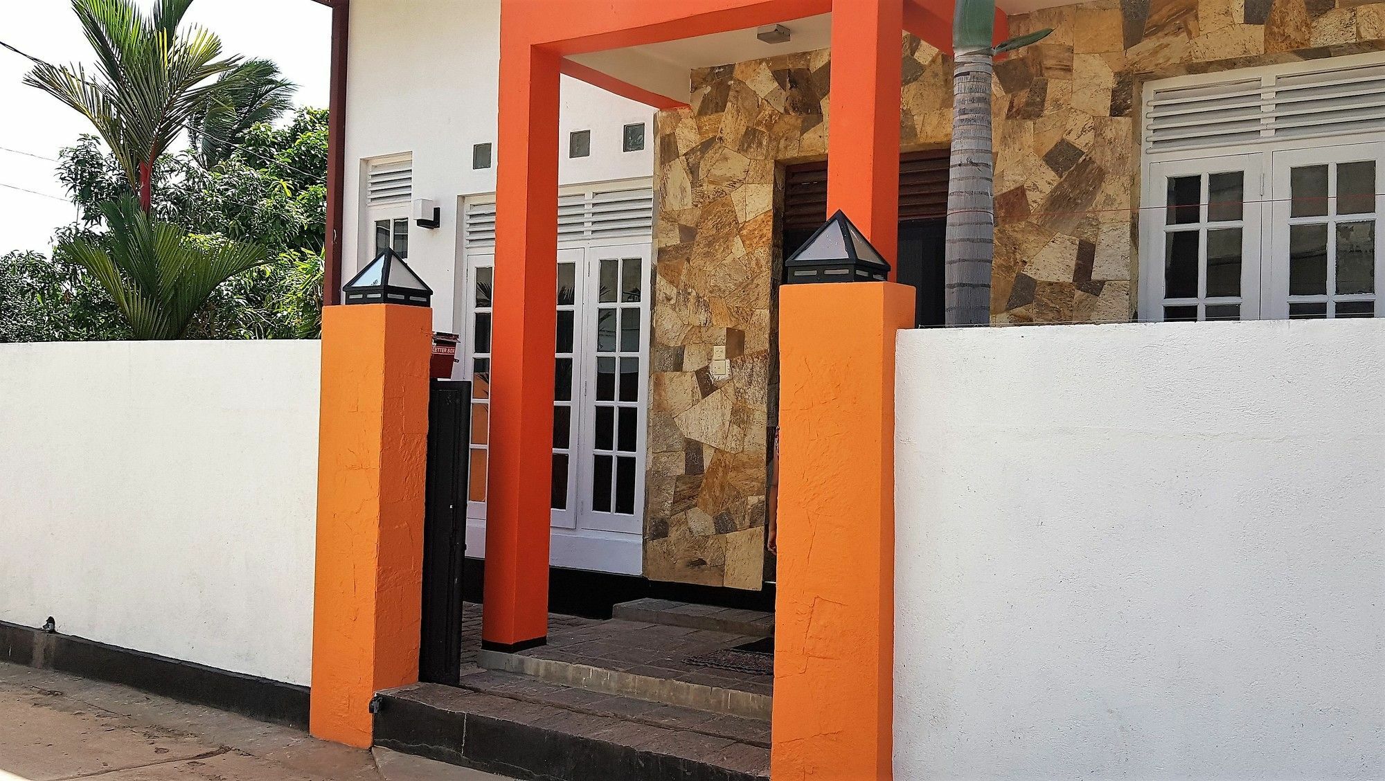 Yoyo Airport Hostel Negombo Buitenkant foto