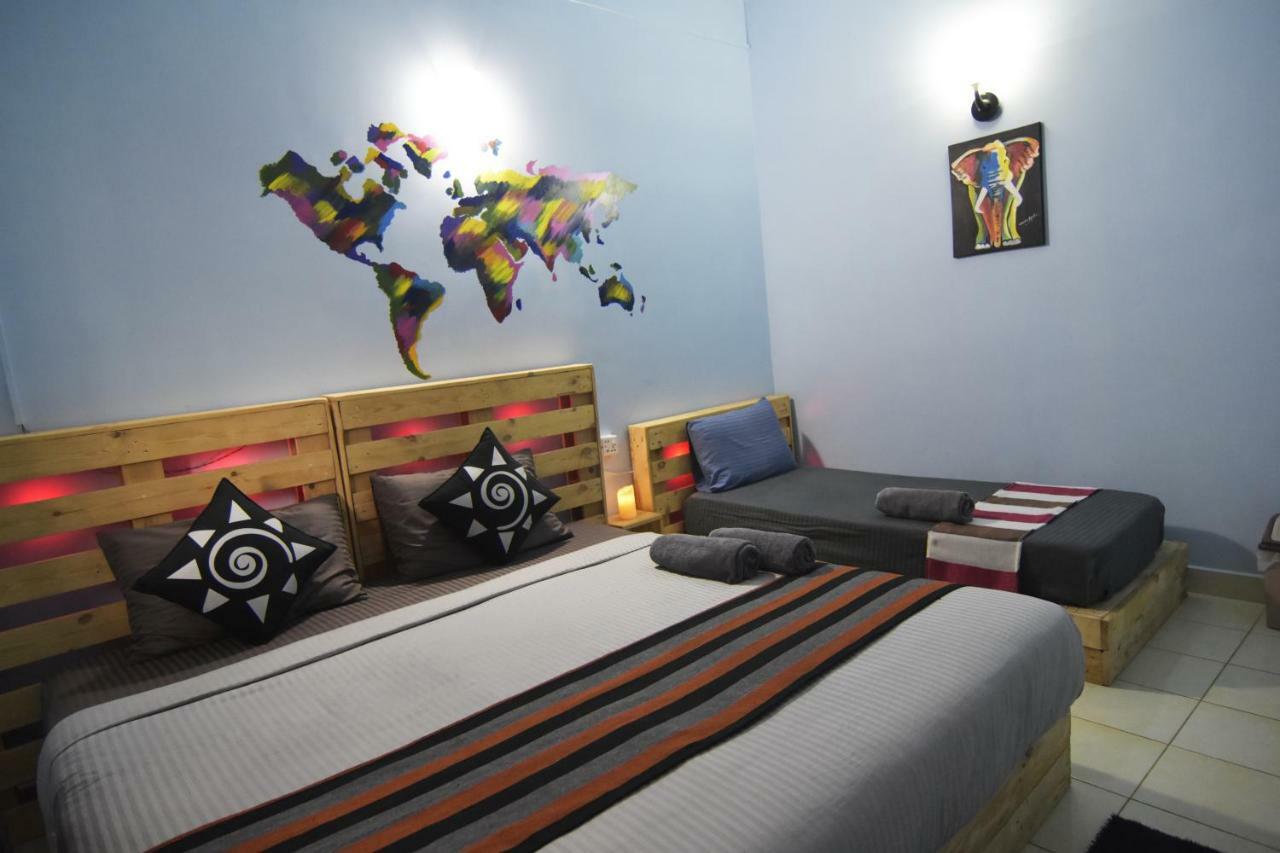 Yoyo Airport Hostel Negombo Buitenkant foto
